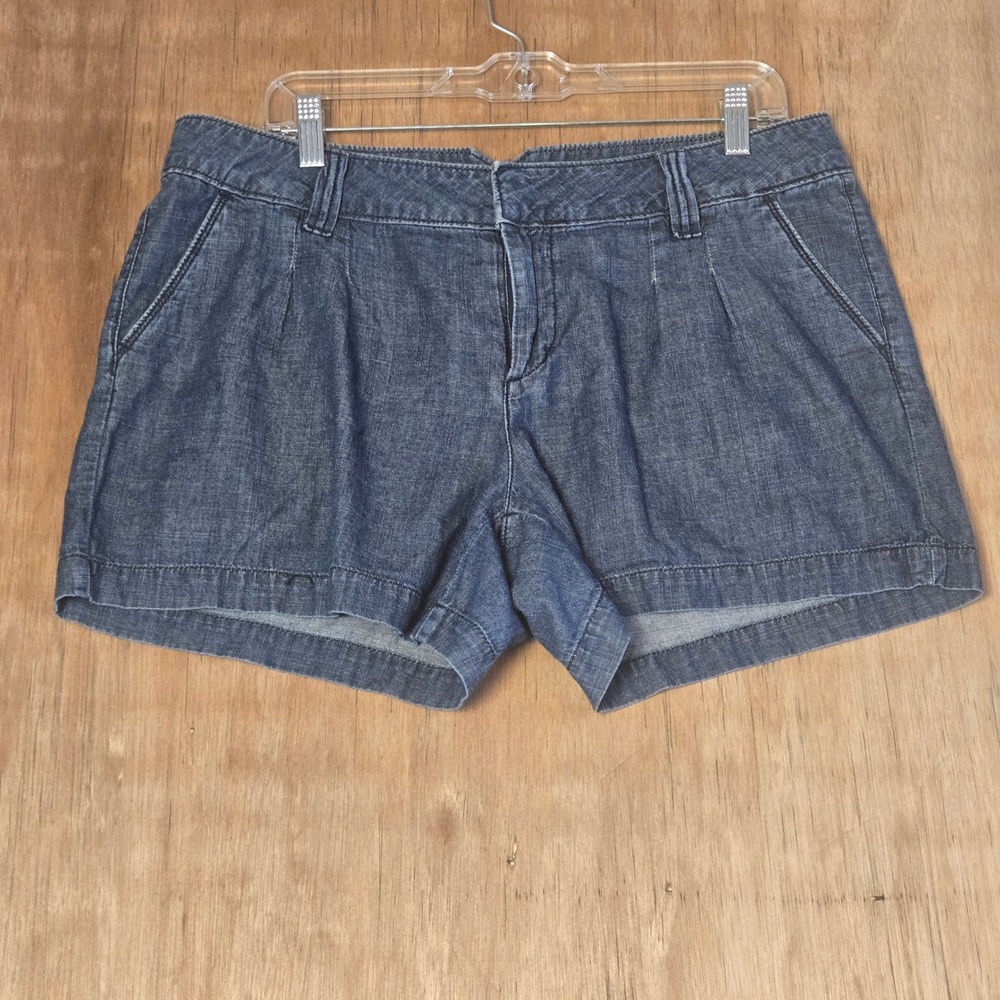 Elle Womens Denim Shorts Size 12 Dark Wash Pleated Front Cotton Casual Summer